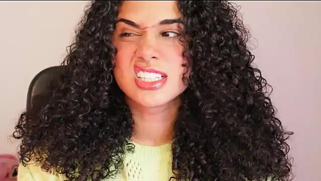 Mysensualbrunette1 online show from 02/05/25, 09:40