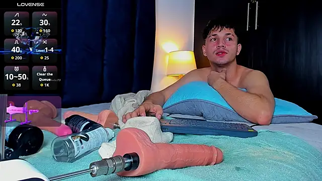 Issac james  online show from 10/12/25, 09:03