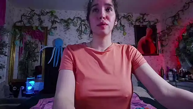 Elizabeth77  online show from 03/04/25, 10:24