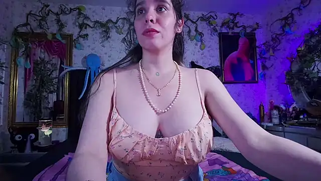 Elizabeth77  online show from 03/06/25, 10:15