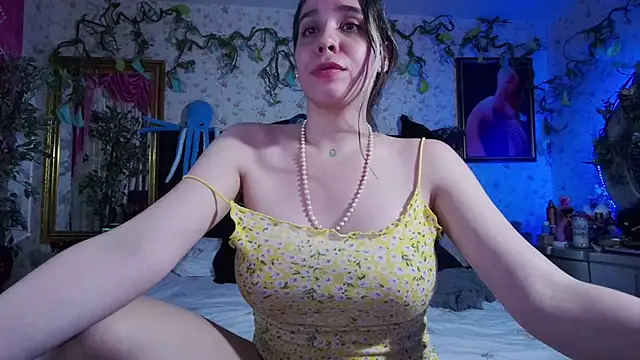 Elizabeth77  online show from 03/17/25, 10:17