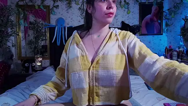 Elizabeth77  online show from 03/18/25, 10:37