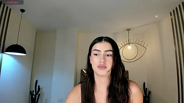 PaulinaSantos  online show from 05/02/26, 07:41