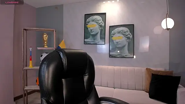PaulinaSantos  online show from 06/18/26, 08:24