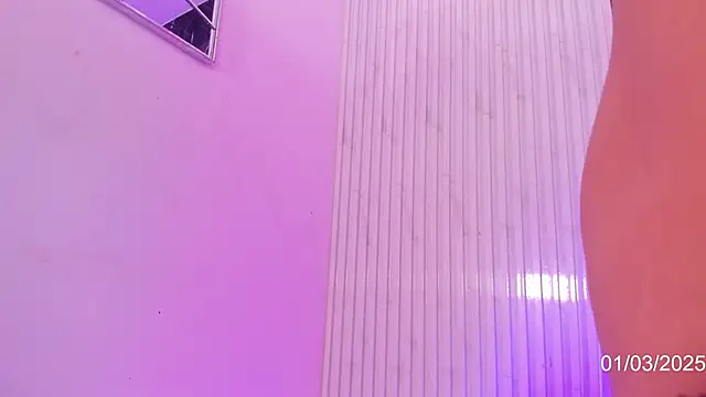 Mell Saenz online show from 03/01/25, 05:42