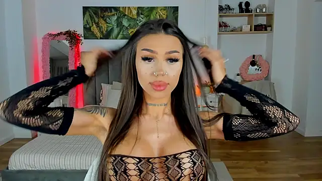 Fancy Jenn online show from 10/06/25, 06:49