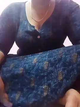 Snapshot of Tamilpriya46 chatting on 12/20/24, 04:57 Tamilpriya46 online show from 12/20/24, 04:57