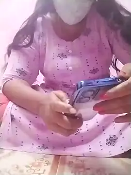 Snapshot of Tamilpriya46 chatting on 12/21/24, 05:29 Tamilpriya46 online show from 12/21/24, 05:29