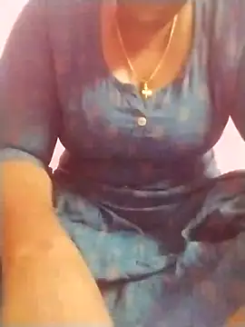 Snapshot of Tamilpriya46 chatting on 02/02/25, 11:08 Tamilpriya46 online show from 02/02/25, 11:08