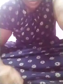 Snapshot of Tamilpriya46 chatting on 02/10/25, 07:04 Tamilpriya46 online show from 02/10/25, 07:04