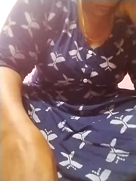 Snapshot of Tamilpriya46 chatting on 02/15/25, 08:11 Tamilpriya46 online show from 02/15/25, 08:11