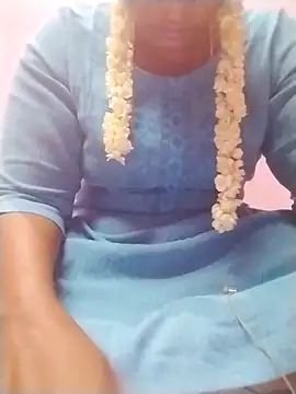 Snapshot of Tamilpriya46 chatting on 03/02/25, 05:25 Tamilpriya46 online show from 03/02/25, 05:25