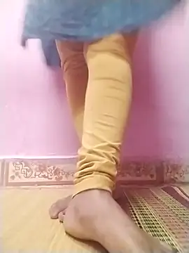 Snapshot of Tamilpriya46 chatting on 03/06/25, 05:11 Tamilpriya46 online show from 03/06/25, 05:11