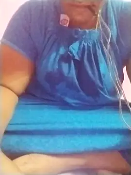 Snapshot of Tamilpriya46 chatting on 03/11/25, 05:27 Tamilpriya46 online show from 03/11/25, 05:27