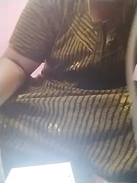 Snapshot of Tamilpriya46 chatting on 03/15/25, 05:15 Tamilpriya46 online show from 03/15/25, 05:15