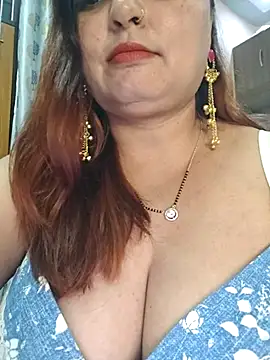 Dianaa9 online show from 05/05/26, 06:38