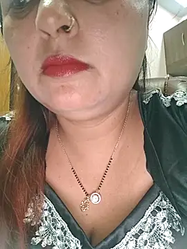 Dianaa9 online show from 05/13/26, 07:50