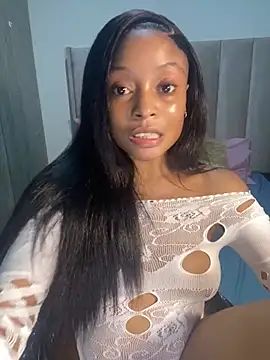 Snapshot of SexyDee025 chatting on 12/19/24, 11:39 SexyDee025 online show from 12/19/24, 11:39