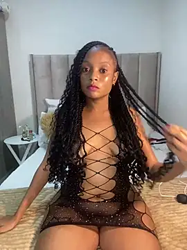 Snapshot of SexyDee025 chatting on 01/15/25, 01:31 SexyDee025 online show from 01/15/25, 01:31