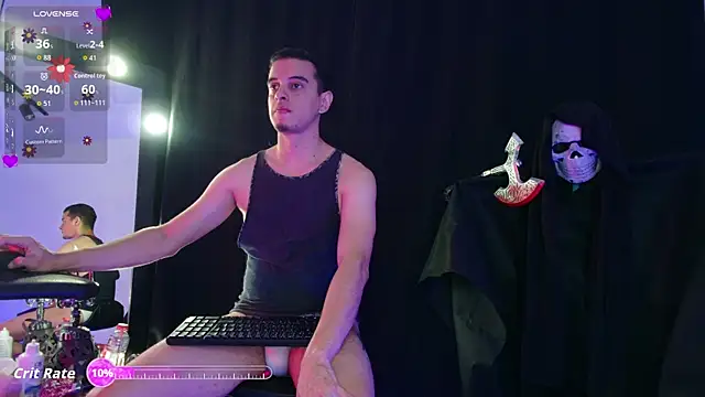 Snapshot of Maximo__ chatting on 10/25/25, 08:36 Maximo   online show from 10/25/25, 08:36