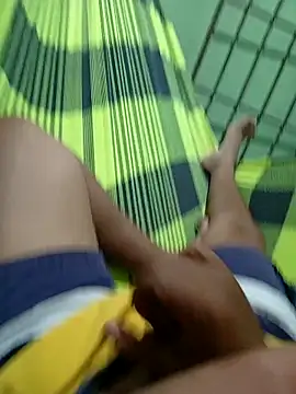 Snapshot of Herbert_motaZ chatting on 12/16/25, 01:43 Herbert motaZ online show from 12/16/25, 01:43