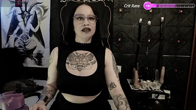 Evil Queen 666 online show from 12/04/24, 08:23