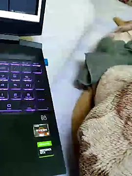 Snapshot of Brown_Munda047 chatting on 12/04/24, 11:02 Brown Munda047 online show from 12/04/24, 11:02