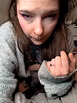 mamiedonuts online show from 01/30/25, 01:10