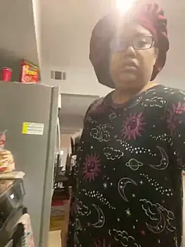 ebonyred online show from 12/20/24, 02:05