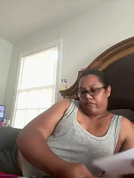 ebonyred online show from 06/10/26, 07:02