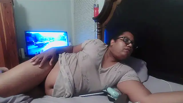 ebonyred online show from 07/06/26, 03:03