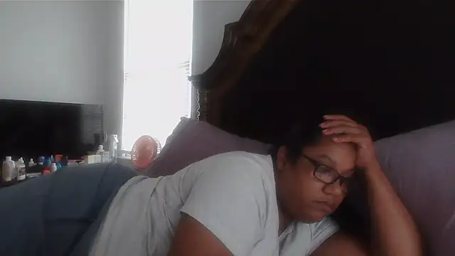 ebonyred online show from 08/06/26, 09:49