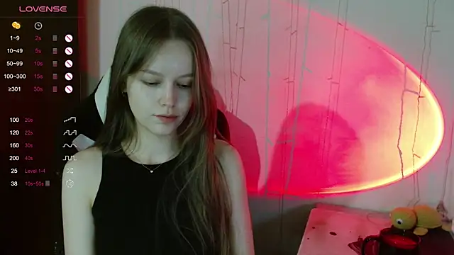 Snapshot of amelia_sweeti chatting on 10/17/25, 03:36 amelia sweeti online show from 10/17/25, 03:36