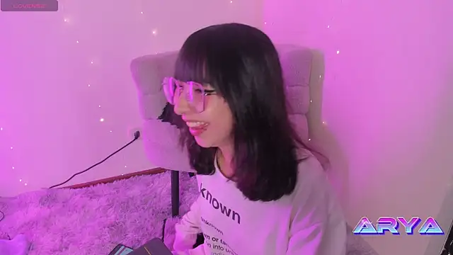 arysUwU online show from 06/26/26, 02:49