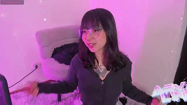 arysUwU online show from 07/08/26, 03:00