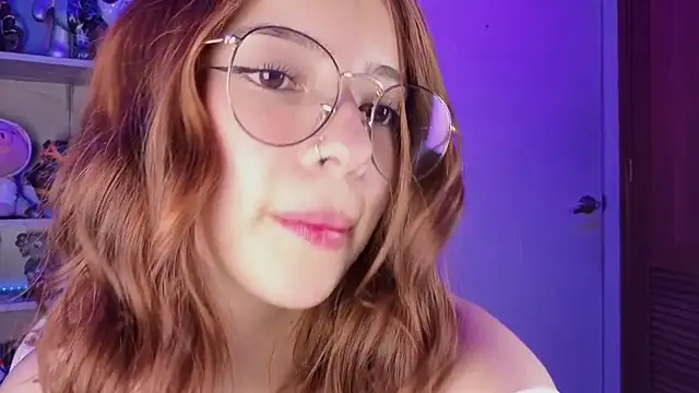 Snapshot of EmilyMiller_ chatting on 11/27/25, 04:53 EmilyMiller online show from 11/27/25, 04:53