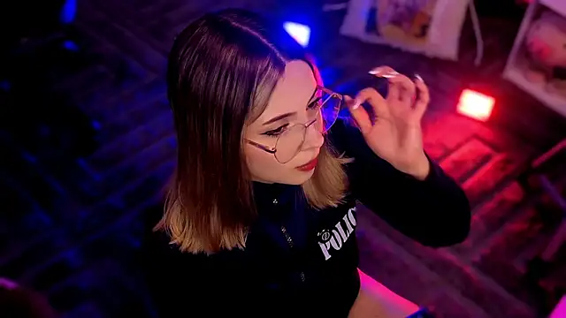 EmilyMiller  online show from 07/11/26, 03:59