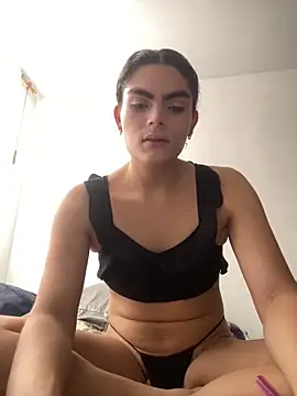 cheryl blossom69 online show from 02/05/25, 08:46