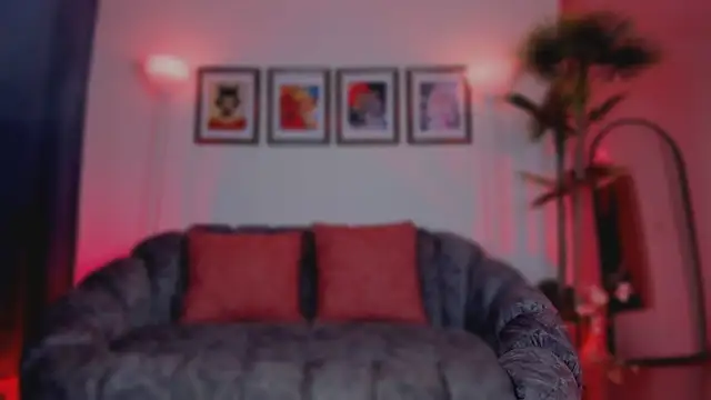 Taylor  foxxx online show from 09/26/25, 04:49