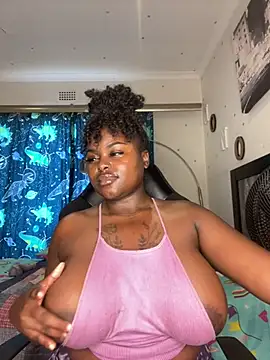 Honeycoco0211 online show from 01/30/25, 06:24