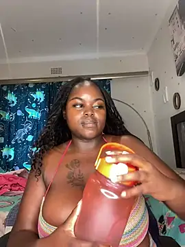 Honeycoco0211 online show from 02/01/25, 09:54