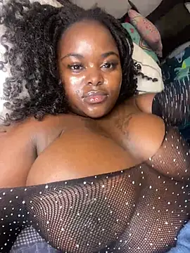 Honeycoco0211 online show from 02/17/25, 05:21