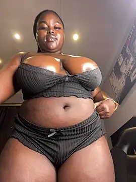 Honeycoco0211 online show from 06/02/26, 08:33