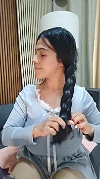 Snapshot of Deisy_Torres chatting on 09/29/25, 04:23 Deisy Torres online show from 09/29/25, 04:23