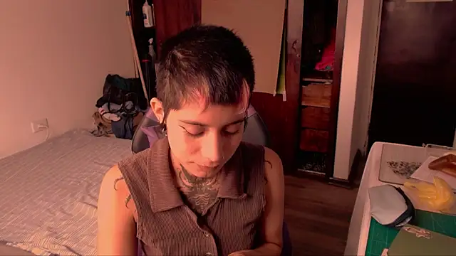  Apola 77 online show from 10/05/25, 06:06