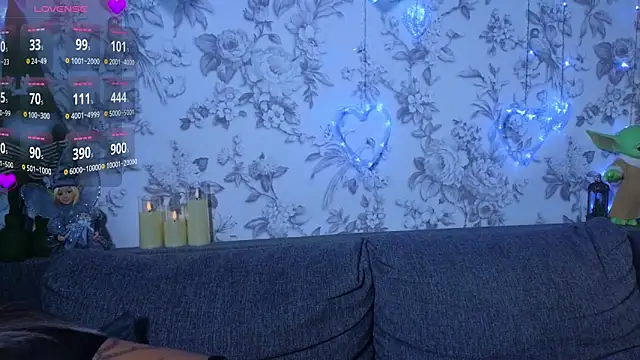 tattooedBabyy online show from 12/03/24, 07:54