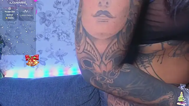 tattooedBabyy online show from 12/18/24, 07:15