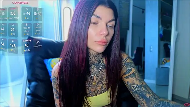 tattooedBabyy online show from 05/04/26, 10:22