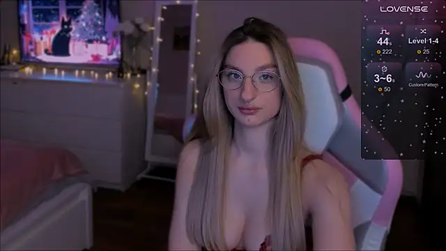 Lexy kiky online show from 12/12/24, 11:36