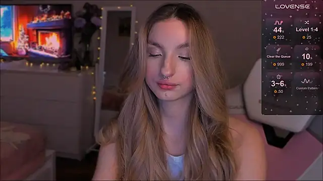 Lexy kiky online show from 12/29/24, 12:09